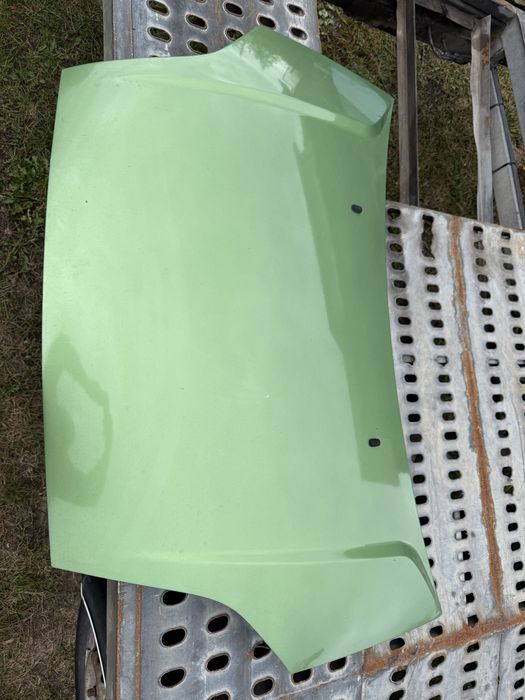 Maska Ford Fiesta mk6 lift  lakier a5