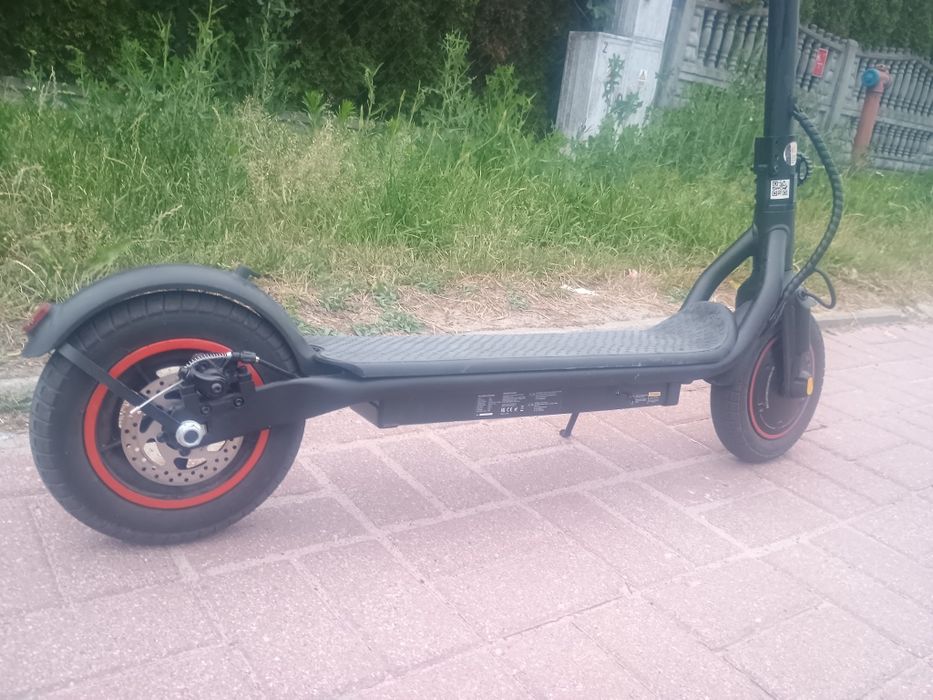 "I scooter w6" Działająca Hulajnoga Elektryczna, z ładowarką