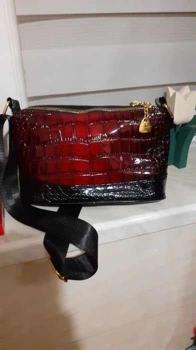 Mała torebka dwu kolorowa