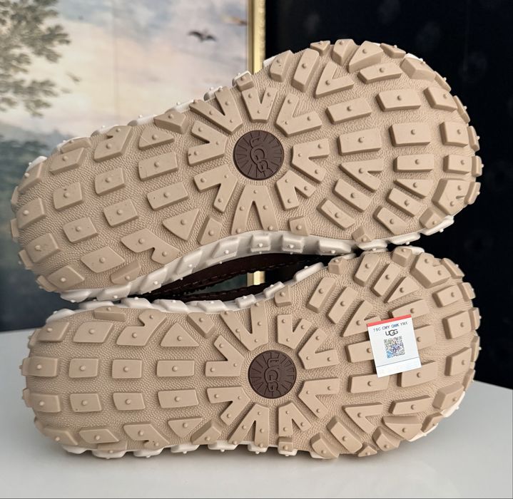 Nowe buty UGG Venture Daze – rozmiar 40,5