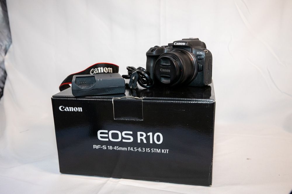 Canon EOS R10 câmara