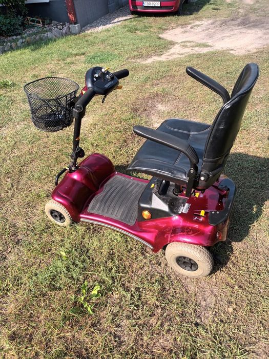 Wózek skuter pojazd inwalidzki elektryczny