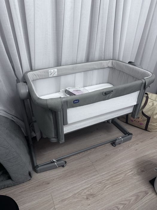 Łóżeczko dostawne Chicco Next2Me Magic  Evo