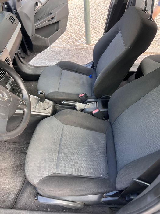 Opel astra impecavel de motor e interior foto 4