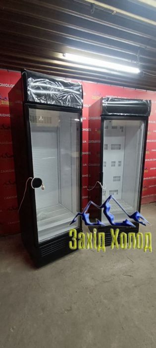 Холодильна вітрина шафа вітрини холодильні шкаф витрина