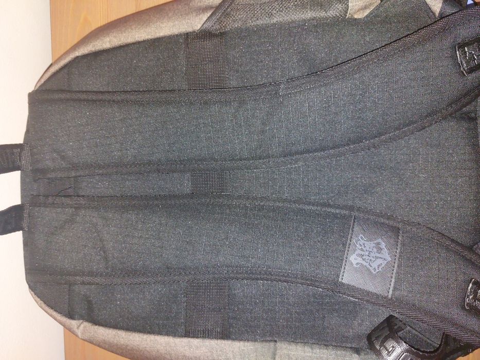 NOVA C/ ETIQUETA Mochila HOGWARTS - Harry Potter