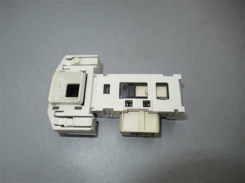 Прессостат для стиральной машинки Bosch