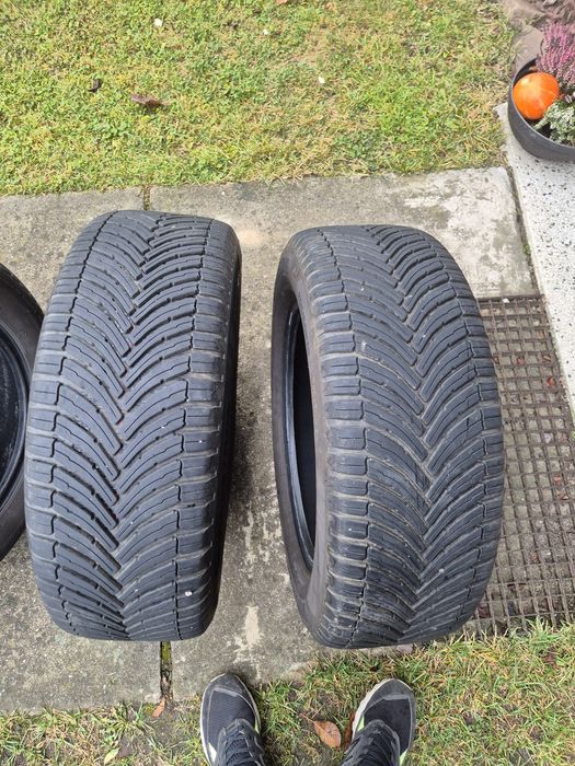 Opony wielosezonowe Bridgestone 205/60/r16