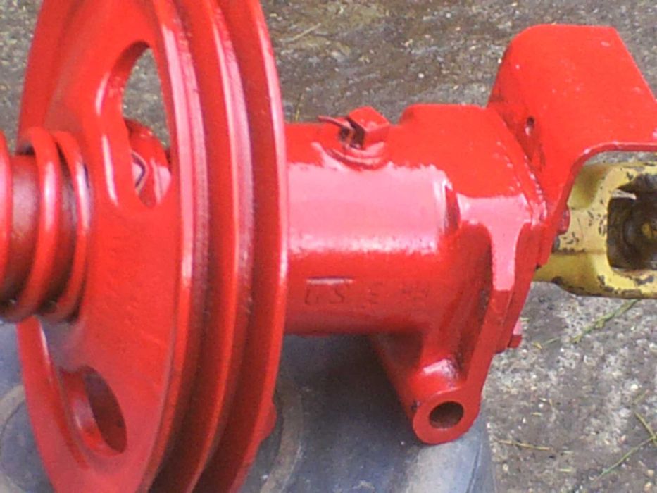 transmissao com polia de duas correias e embraeagem leva  cardin