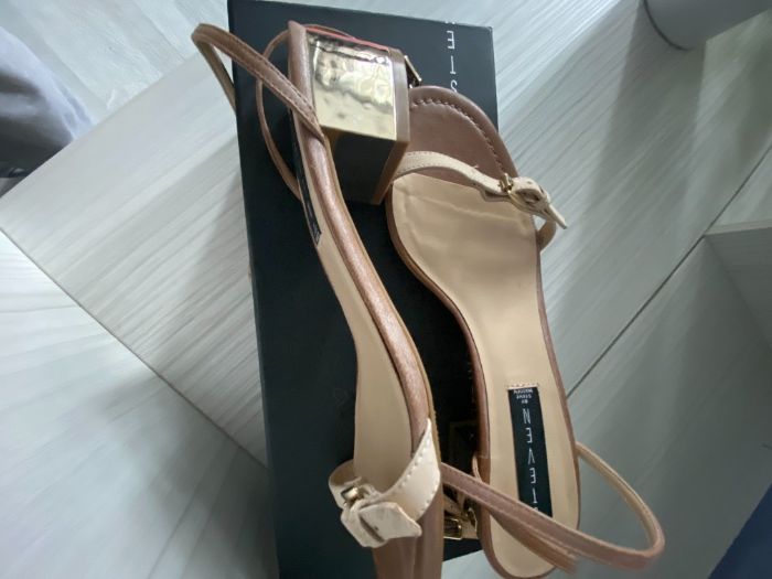 Босоножки Steve Madden