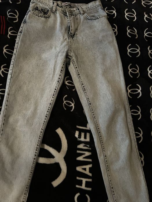 Продам джинси 28р