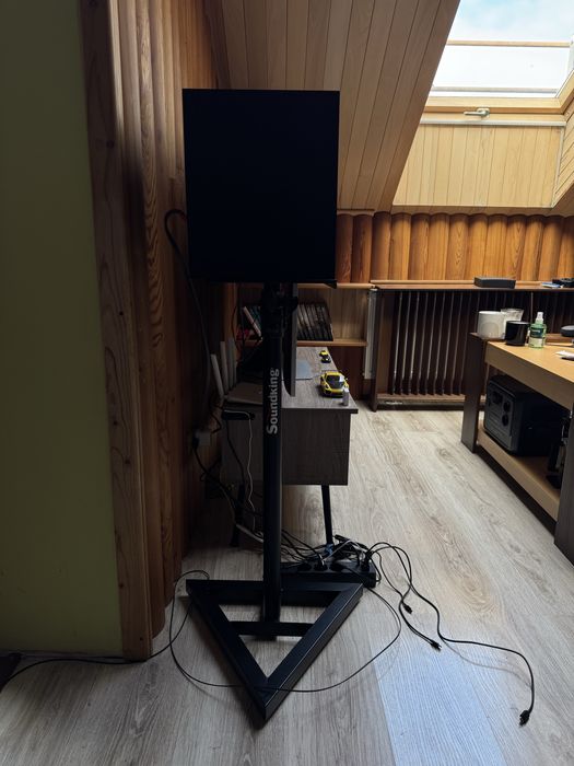 Soundking Підставка для студійних моніторів стійки