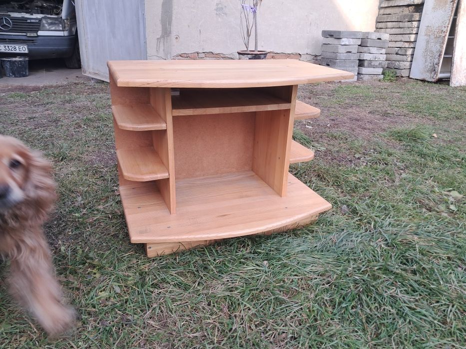 Продам тумбу зроблену з дуба.