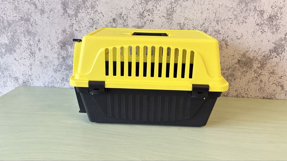 Переноска для котів та собак Ferplast Atlas El Fluo 10 32,5x48x29 см max 5 кг Жовта