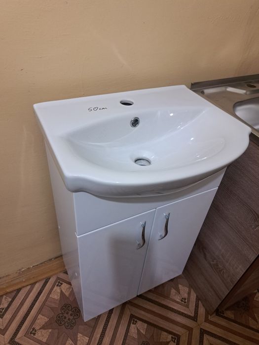 Тумба з умивальником 50см.новий в упаковці