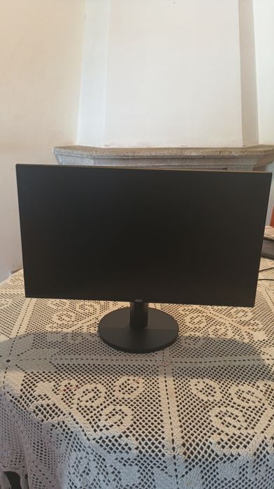 monitor 100 hz em perfeita condição
