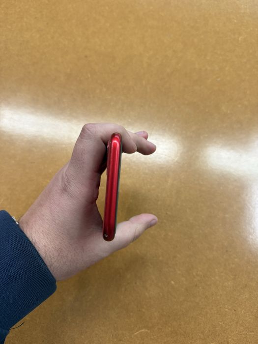 iPhone 11 Red 128Gb