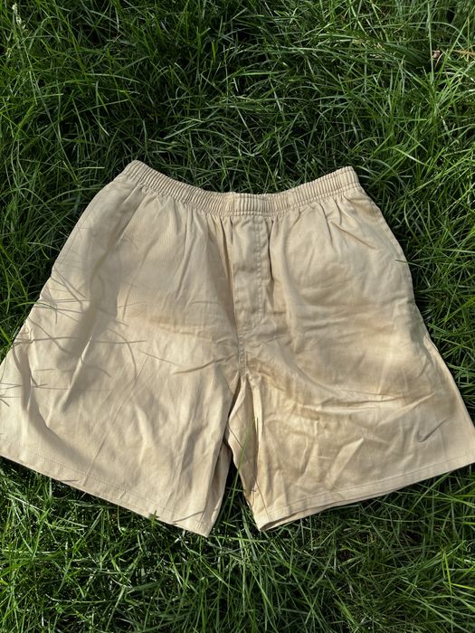 вінтажні шорти nike