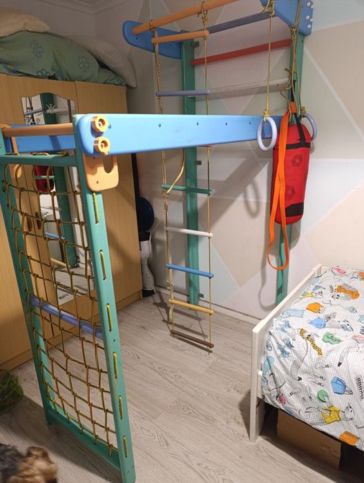 Parque infantil transformável
