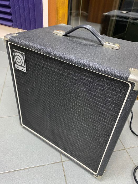 басовый комбо Ampeg BA 112 ( made in USA)