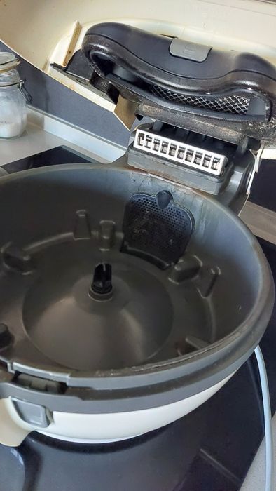 Tefal actifry express, a funcionar. Usado