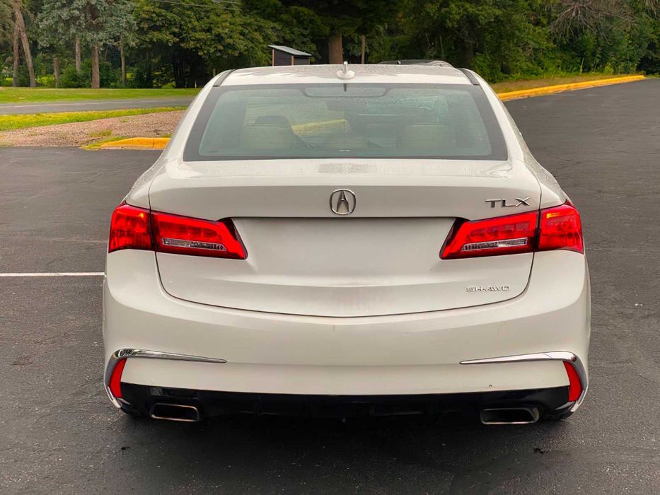 Acura TLX      2020