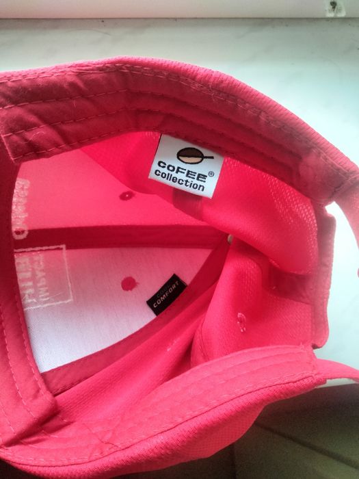 Бейсболка с логотипом