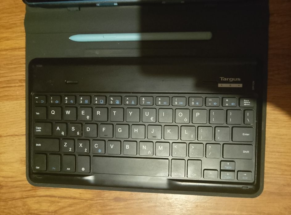 Na sprzedaż tablet "Galxy Tab S6 Lite" z rysikiem.