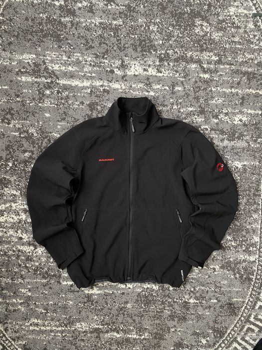 Софтшел Mammut Л розмір чорного кольору куртка ветровка