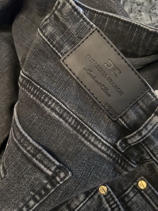 Spodnie jeans Elisabetta Franchi z brelokiem r.30