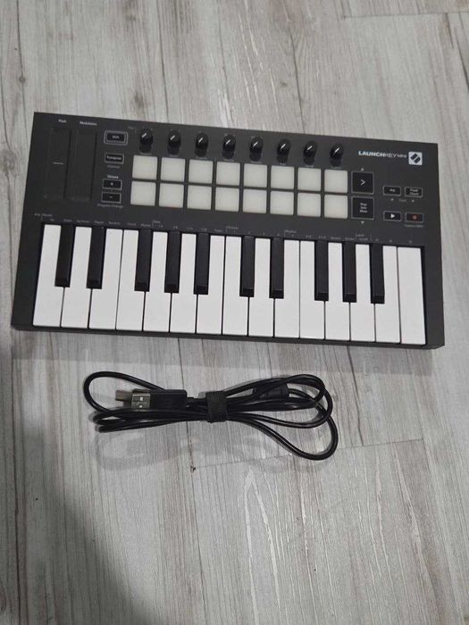 Novation Launchkey Mini MK3 (Gwarancja)