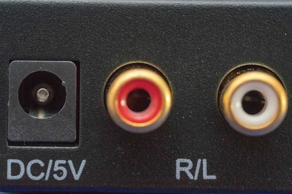 Conversor de audio de sinal óptico digital para analógico.