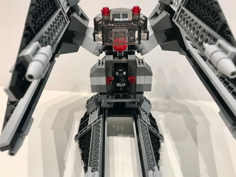 LEGO Star Wars 8087 TIE Defender 2010