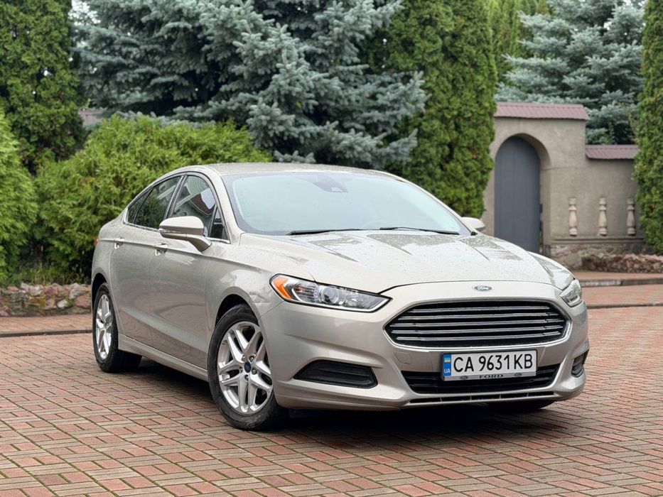 Ford Fusion 2015 2.5 газ/бенз