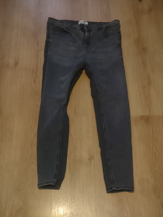 Jeansy męskie czarne slim fit Pull&Bear