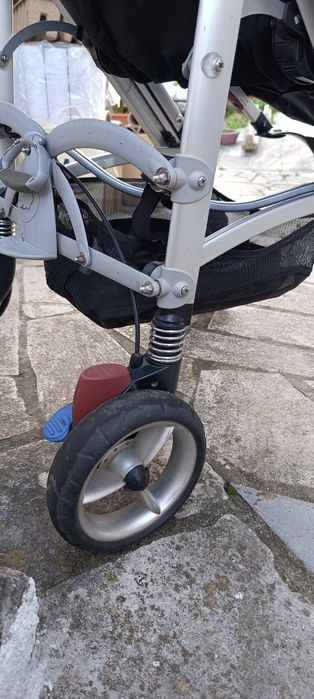 Carrinho de passeio loola bebe confort + baby cock