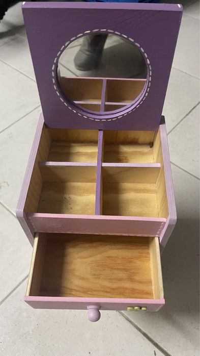 Brinquedo caixa de arrumaçao ou decoracaocriança