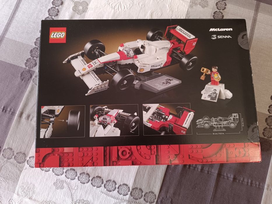Lego McLaren MP4/4 e Ayrton Senna