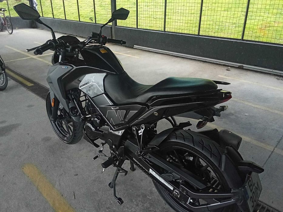 Mota sym 125cc como nova.
