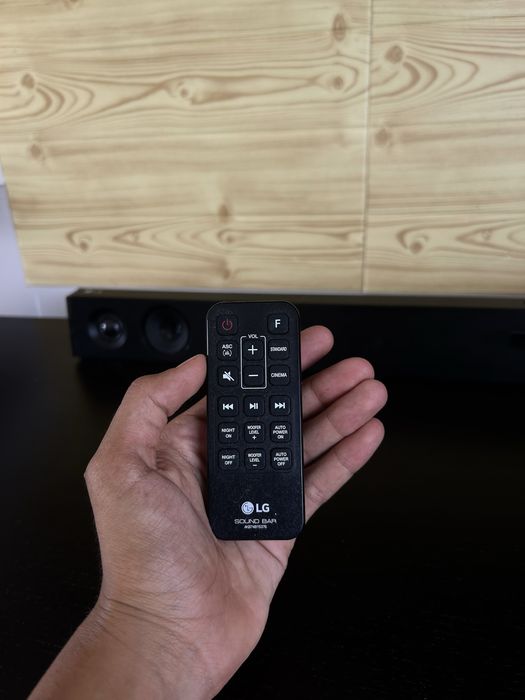 LG / Coluna + Subwoofer 300W