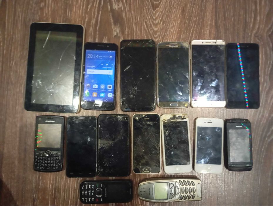 14 телефонів 1 планшет-ВСЕ ПРОДАЄТЬСЯ ОДНИМ ЛОТОМ