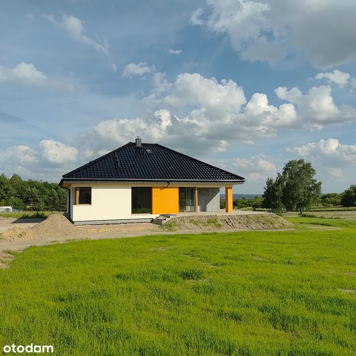 Nowy dom energooszczędny, działka 20 arów w spokojnej okolicy.