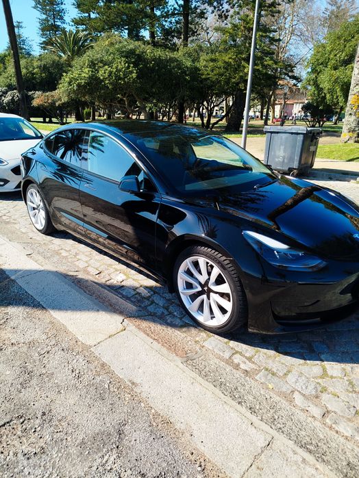 Tesla model 3 SR