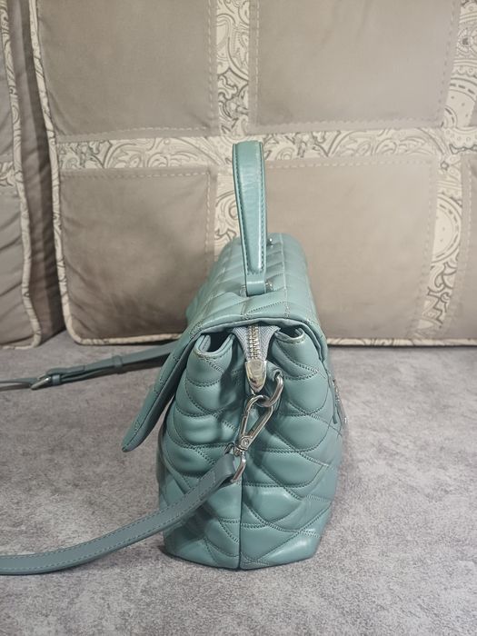 Сумка.          .