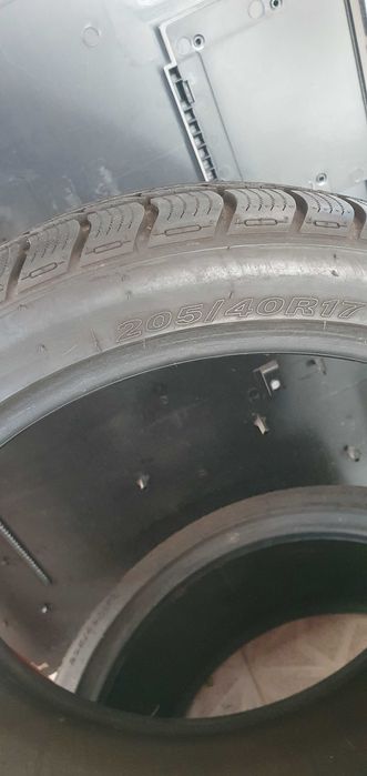 3 Pneus 205 40 R17