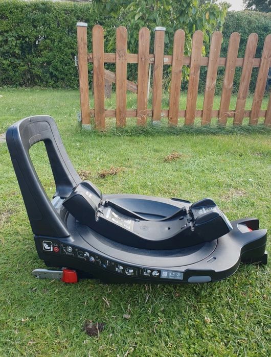 Fotelik Baby Safe 3 i-Size + isofix base station Flex Base