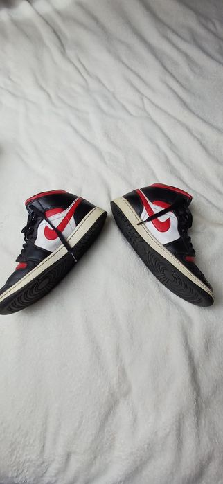 Nike Air Jordan 1 mid