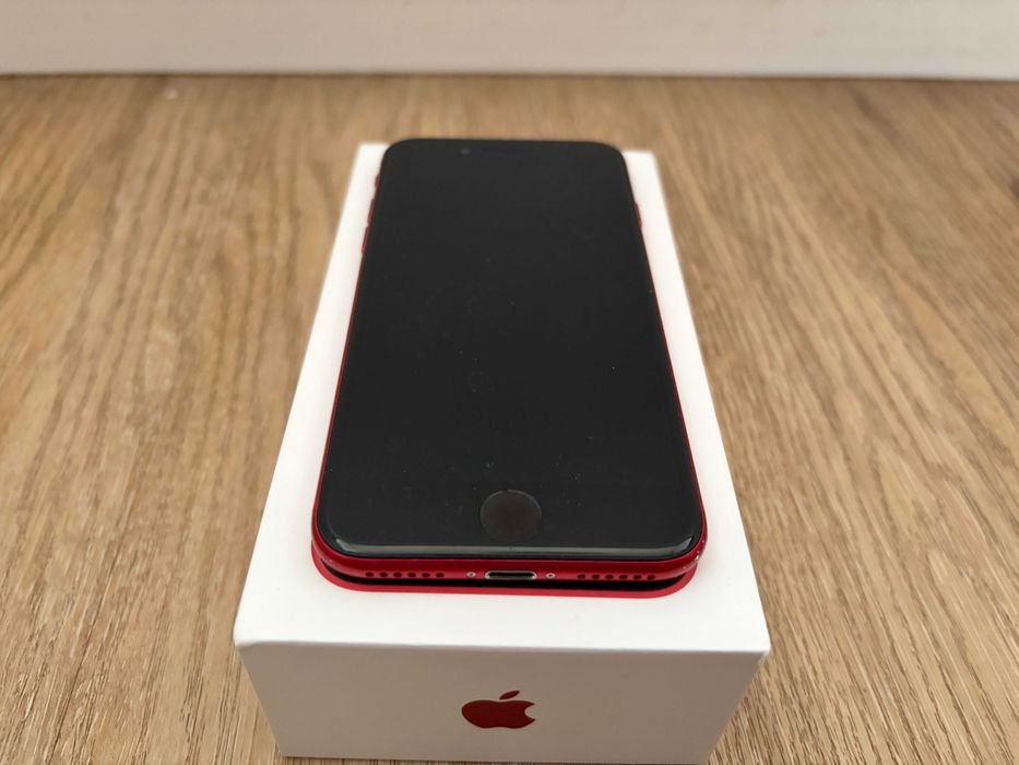 iPhone SE 64 GB (PRODUCT)RED – czerwony | sprawny