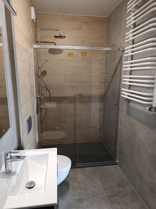 Remonty Usługi remontowe Łazienki Wykończenia