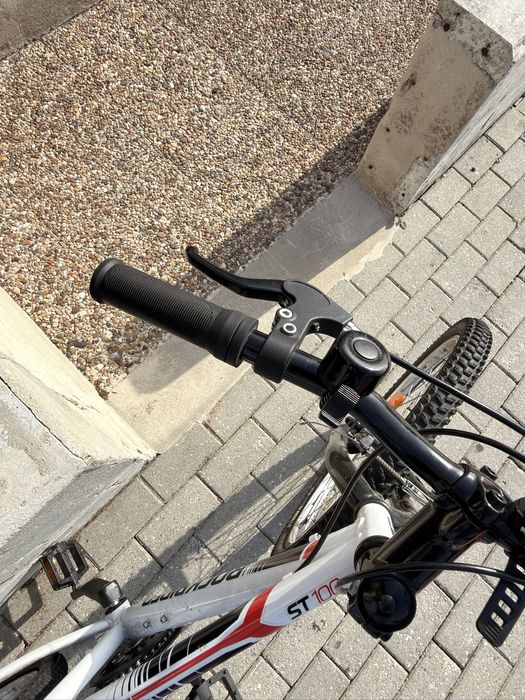 Bicicleta Rockrider ST 100  roda 24
